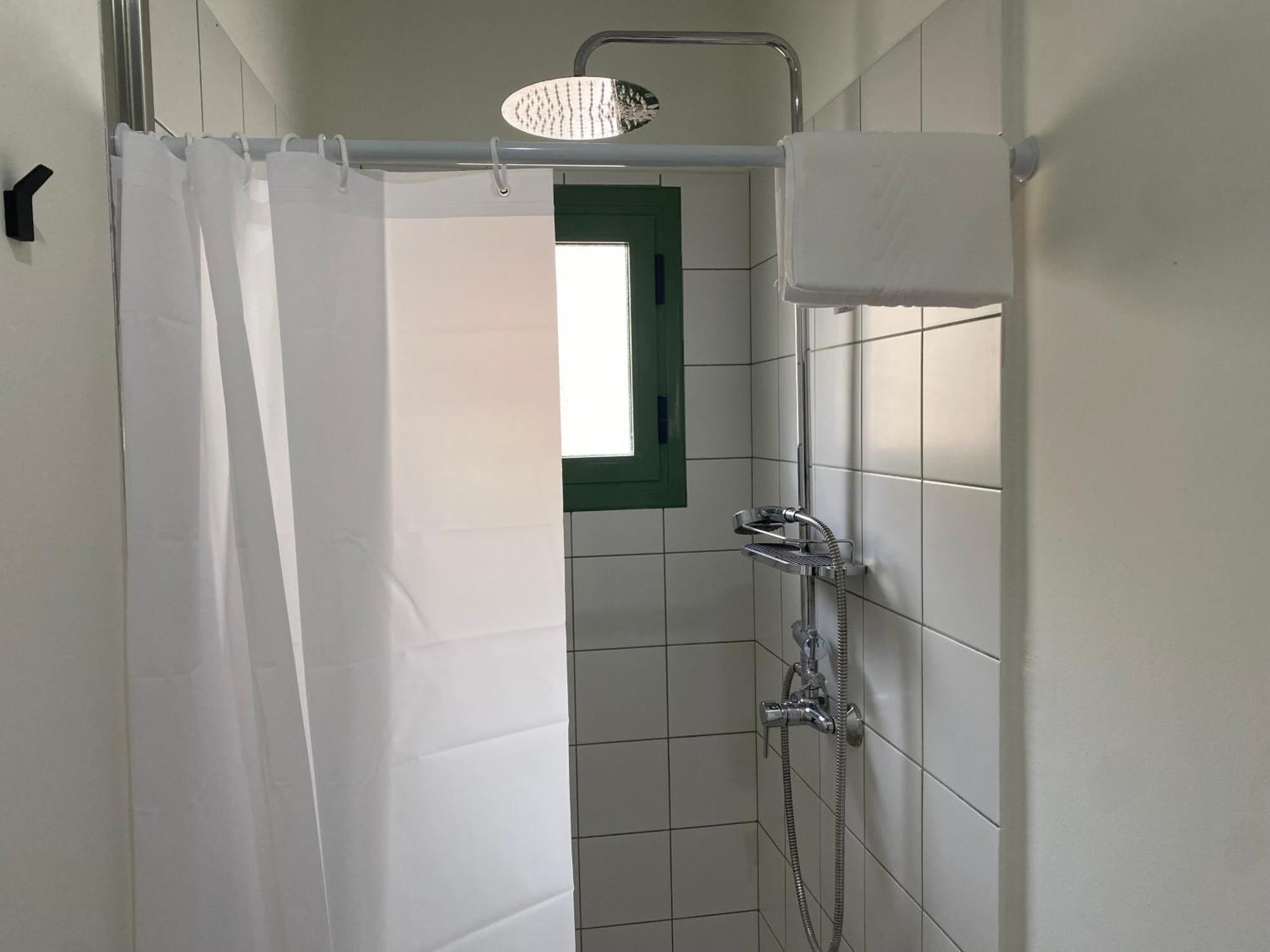 Les Filles Otel Deltebre Dış mekan fotoğraf