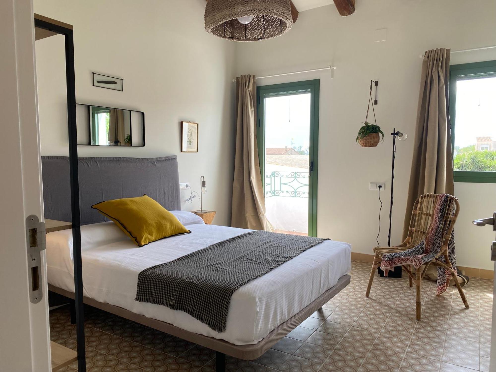 Les Filles Otel Deltebre Dış mekan fotoğraf
