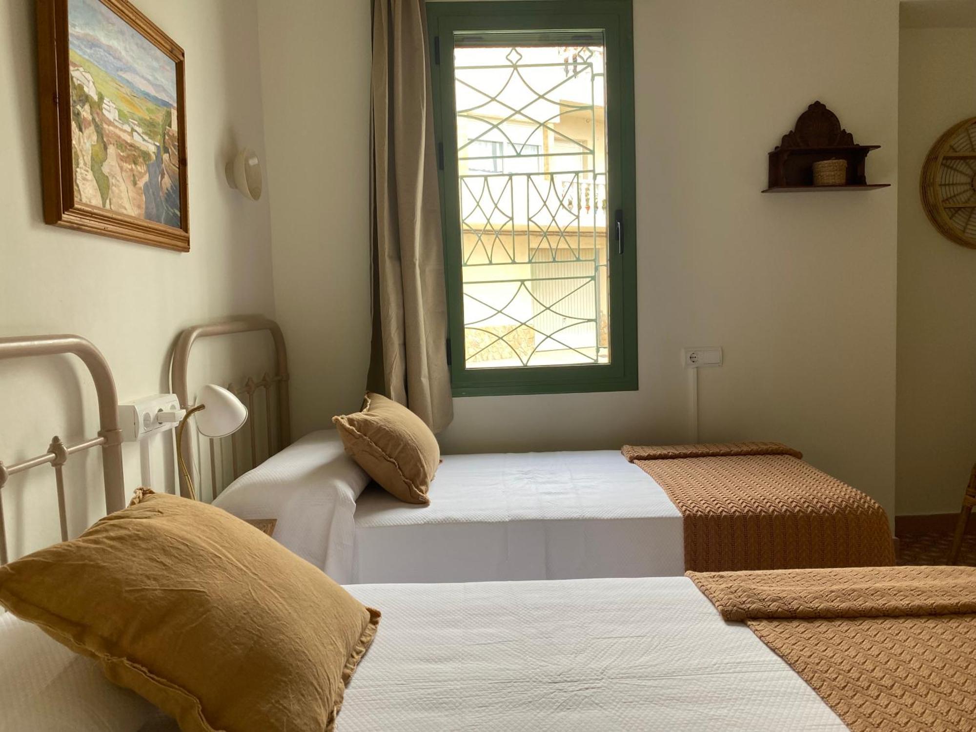 Les Filles Otel Deltebre Dış mekan fotoğraf